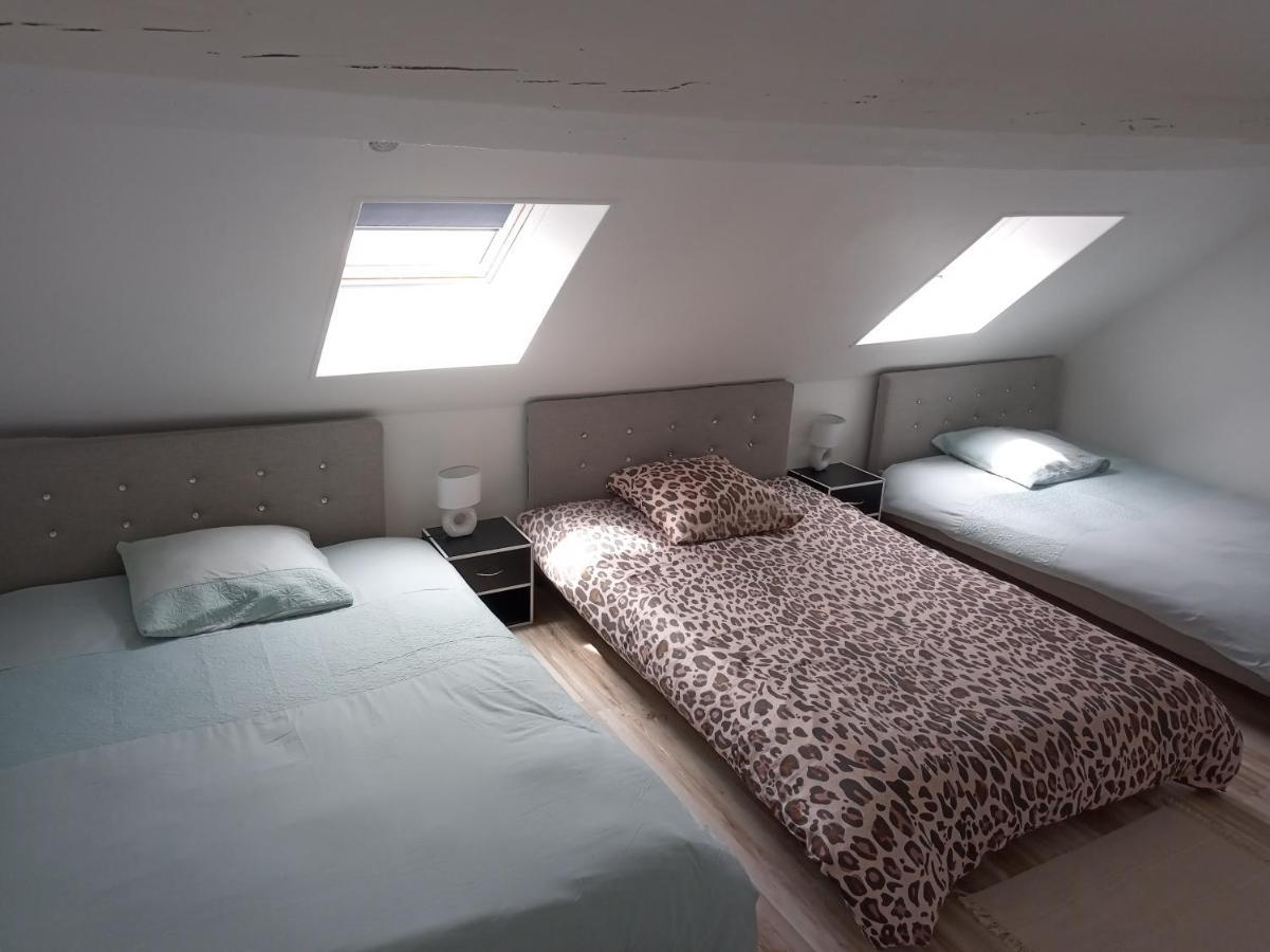 duplex agréable et calme Château-Thierry Esterno foto
